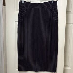 NWOT Tommy Hilfiger Navy/tan pin-striped midi pencil skirt